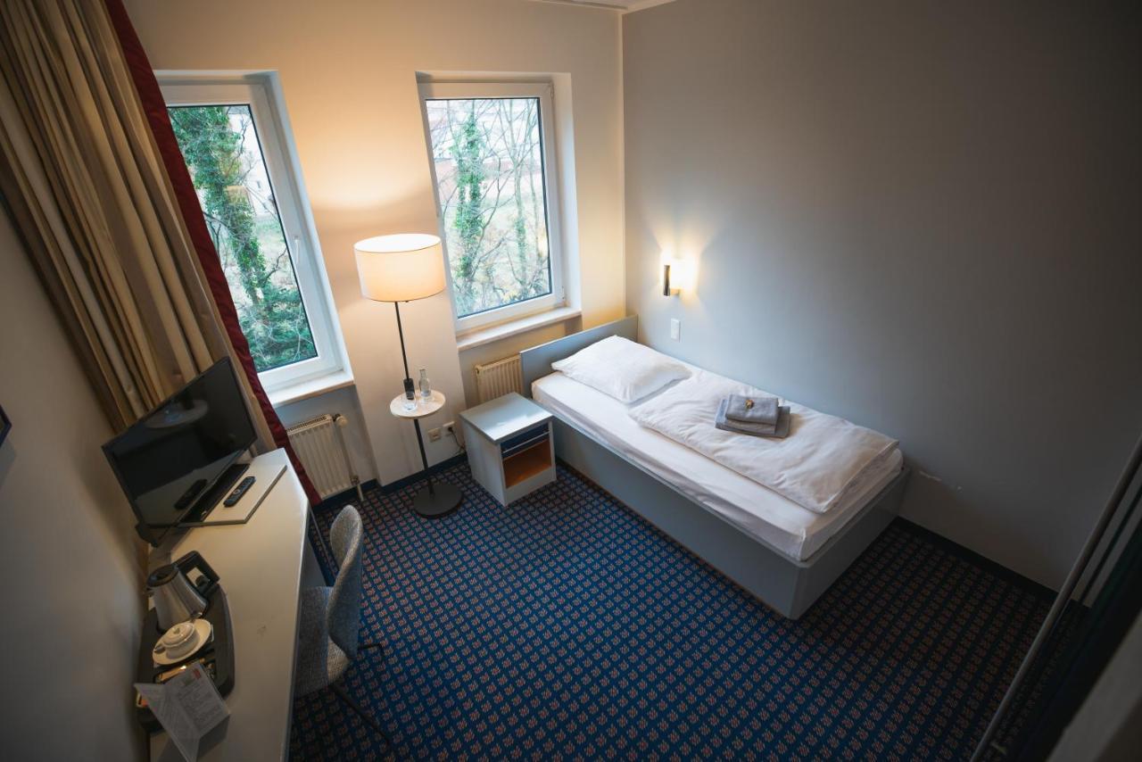 In Herrenhausen Hotel 3*